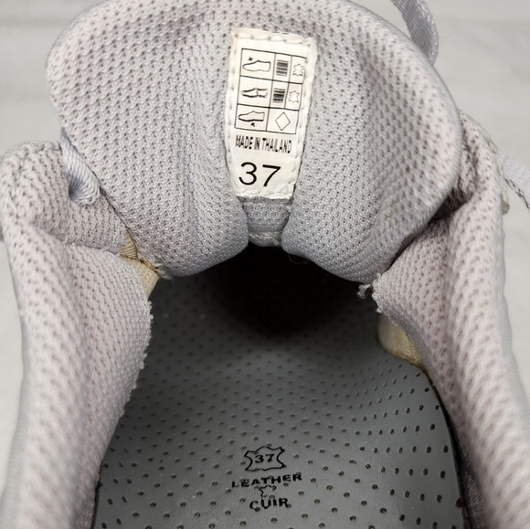 NoName Grey Leather Wedge Sneakers - Picture 11 of 11